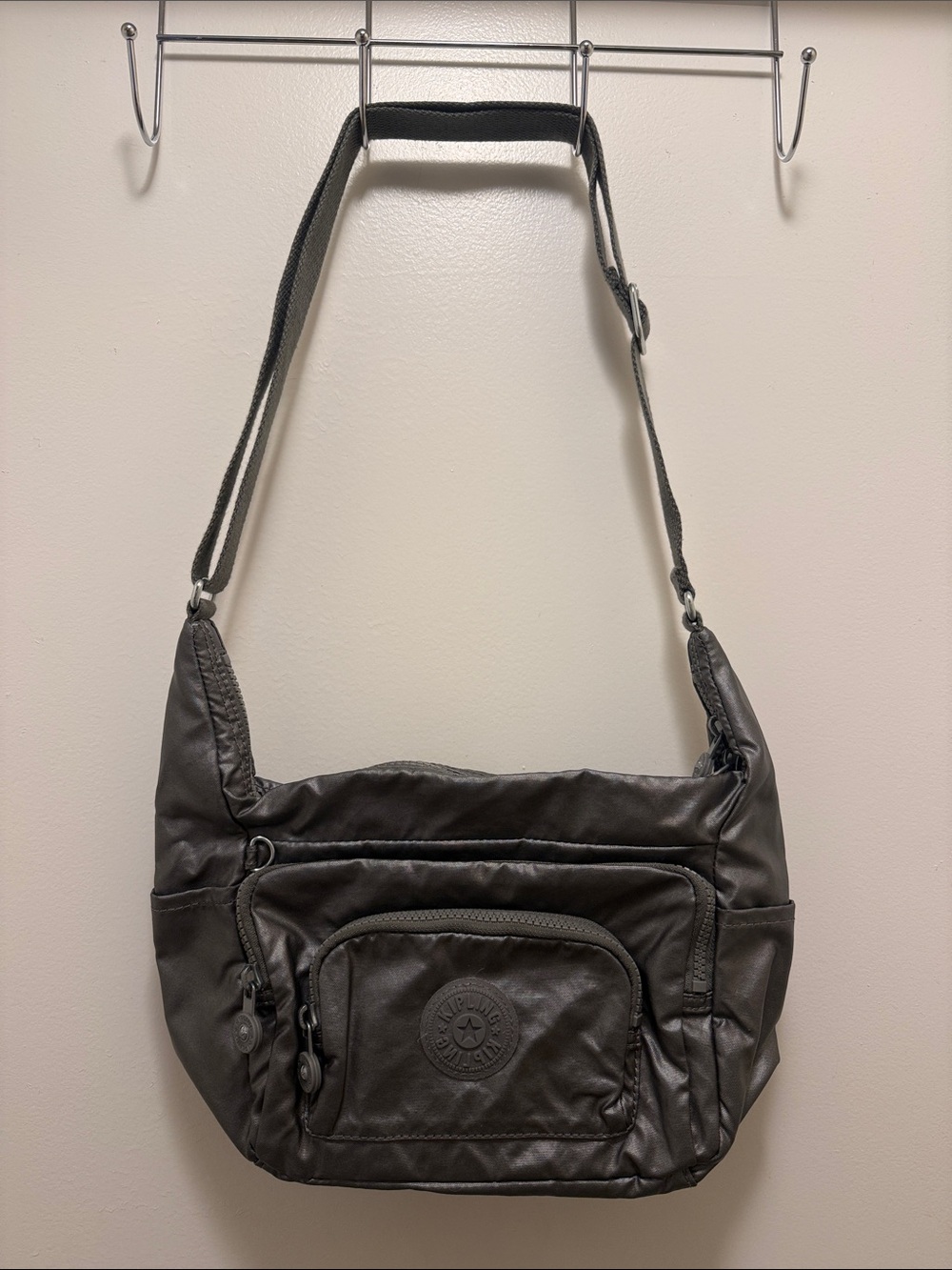Kipling Erica Nylon Crossbody Bag Metallic Gray Shoulder Purse Multi Pocket